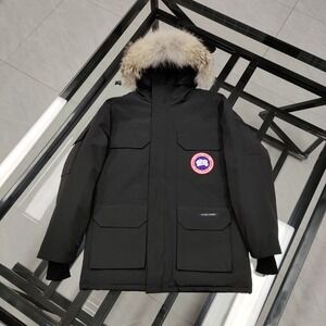 Canada Goose Men's Coat,Very comfortable to wear